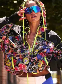 Free People Happy Camper Pullover Free Throw Floral size S