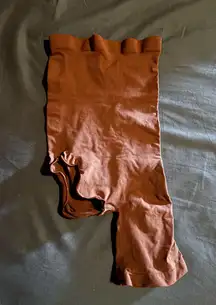 SKIMS One-Leg Shapewear