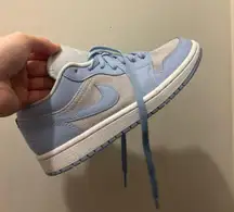 WMNS Air Jordan 1 Low Grey/light Blue