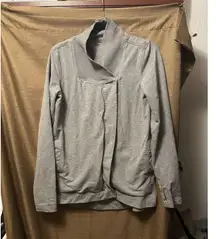 Lululemon Belle Wrap Jacket Womens Size 6 Grey Long Sleeve Button