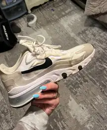 Air Max 270 React