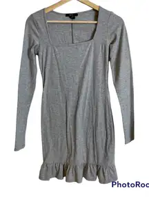 FOREVER‎ 21 Grey Ruffle Hem Longsleeve Boat Neck Dress Knee Length Small