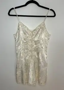 Vintage Gold label Victoria Secret Ivory Floral Lace Slip Rompe Lingerie Medium