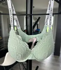 Victoria Secret Bra 