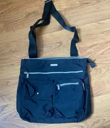 Preloved Black  Baggalini Crossbody