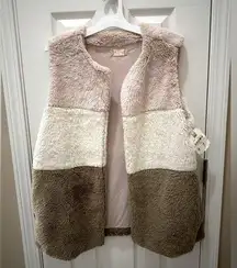 ALTAR’D STATE Colorblock Open Vest Faux Fur Vegan Pink Cream Brown size M