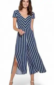Amanda Uprichard Jumpsuit Striped Navy/White‎ V Neck Cap Sleeve Slit Leg Size M