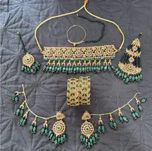Indian Pakistan  Gold and Green complete bridal wedding Jewelry Set