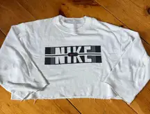 Nike Cropped Sweatshirt Crewneck