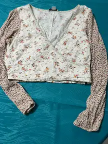 Outfitters Floral Blouse Top Small EUC