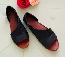 1 State Black Faux Leather Slide-On Asymmetrical Sandals Sz 8.5 GUC