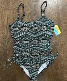 NWT Island Rays swimsuit 1X