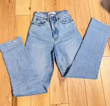 Abercrombie 90s Straight Ultra High-Rise Curve Love