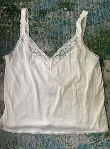 Vintage  eggshell lace nylon cami, size 42