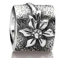 Pandora Poinsetta Edelweiss Flower Charm in Sterling Silver 925 790213