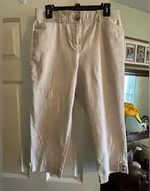 Great condition khaki capris. Size 8.