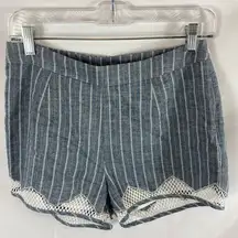 Hem & Thread Striped Chambray Shorts Size small