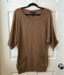 BCBGMaxAzaria Tunic Sweater Tan/ Light Brown Short Sleeve Knit Sz M w/ Pockets