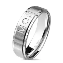 "‎ Mom" Engraved band with Brushed Center Stainless Steel Ring Size 7