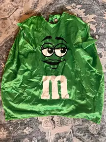 M&M Halloween costume green M&m 