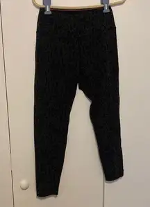 Calvin Klein Performance Stretch Women’s Size Medium Black/Gray 3/4 Leggings