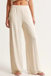 Abercrombie Crinkle Texture Pull-On Pants Cream Small Long