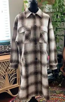 NWT Levi’s Ivory & Brown Plaid Zip Button Midi Maxi Shacket Coat