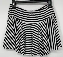 LF  BRAND EMMA & SAM BLACK & WHITE STRIPED SUPER SOFT MINI SKIRT SIZE SMALL