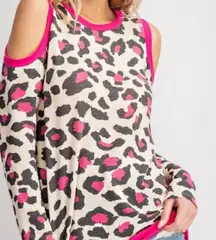 143 Story‎ Hot Pink Leopard Cold Shoulder -L