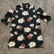 J For Justify Black Floral Cold Shoulder Mock Turtleneck Top Large