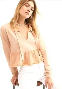 Free People Peach Ruffle Hem Boho Top L – Long Sleeve Romantic Slouchy Pullover