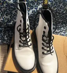 White Doc Martens Luana 