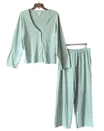 Jenny Buchanan two piece soft floral pajama set. Size medium.