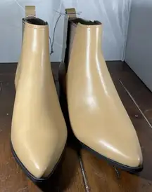 A New Day Tan Gwen Faux Leather Low Shaft Ankle Heeled Boots Size‎ 7 NEW