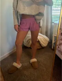 Lululemon Shorts Hotty Hot 2.5"