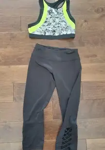 Work out set Athleta athletic bra size s in black white lime green and c…