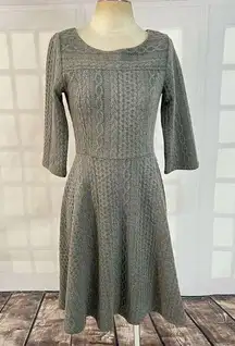 ModCloth Cable Knit Embossed 3/4 Sleeve Fit & Flare Gray Sweater Dress M