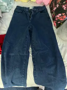 Universal thread jeans 