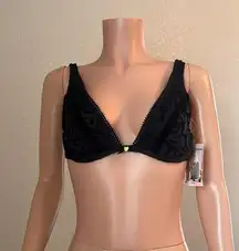 Betsey Johnson Swim BEACH Floral BLACK Bikini Top Size MEDIUM Rosette NWT #67