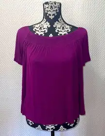 SO ☄️Clear OUT ☄️ Tops Womens Size Medium Open Back Purple Scoop Neck.