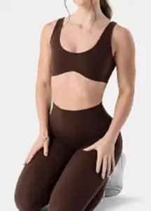 Kamo sports bra and leggings set