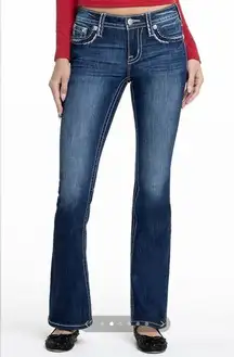 Miss Me / Classic Saddle Stitch Bootcut Jeans / 30