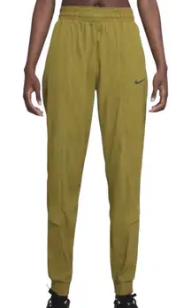 EUC Nike Running Division Swift Puckered Jogger Pants Olive Size XS