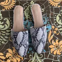 MADDEN GIRL STUDDED MULES Sz:8M