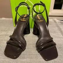 Sam Edelman “Kia” purple strappy heeled sandals. Embossed heel. Size 38.5