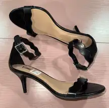 Fioni size 8 black scalloped open toe sandals