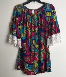 Win Win Pinwheel lace Sleeve Patterned Tunic size s/m