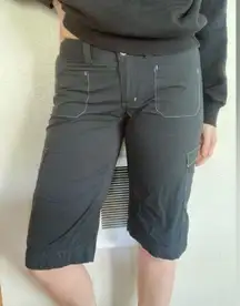 Arcteryx Y2K Low Rise Cargo Shorts Size 8 Dark Gray