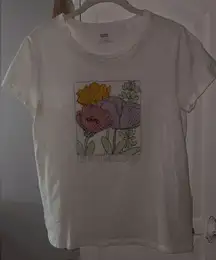 Levi Strauss Women’s White Graphic T-Shirt