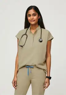 Figs Set.  Livingston Basic Pants Rafaela Scrub Top XL NWT